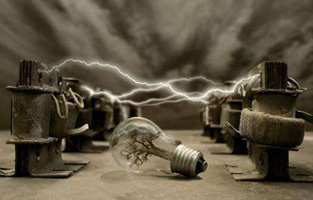 變壓器局部放電有危害嗎？控制變壓器廠家旗正電氣肯定的告訴你：“有”！再談變壓器局部放電危害之前我們先來(lái)了解下變壓器局部放電產(chǎn)生的原因吧！